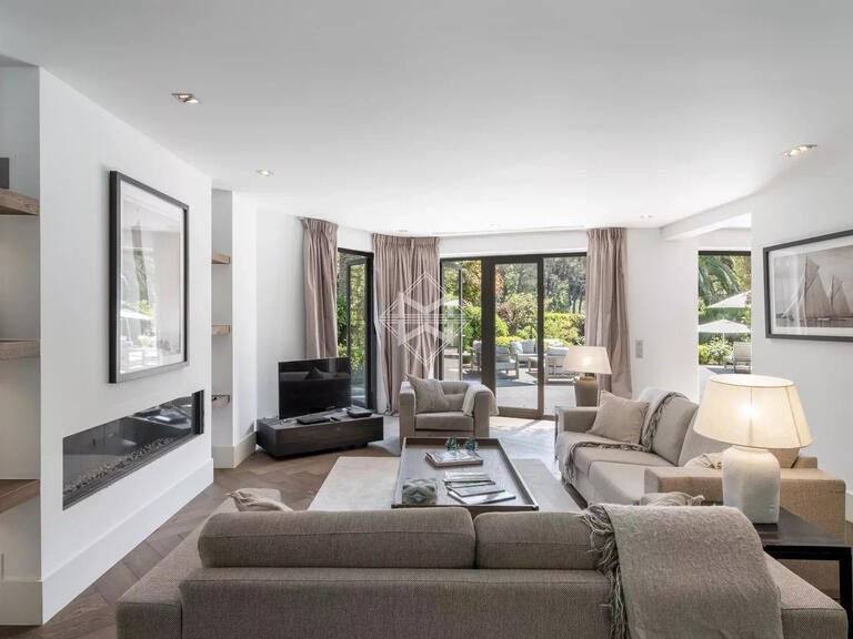 Villa Mougins - 5 bedrooms - 280m²