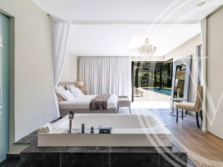 Villa Mougins - 4 bedrooms - 298m²