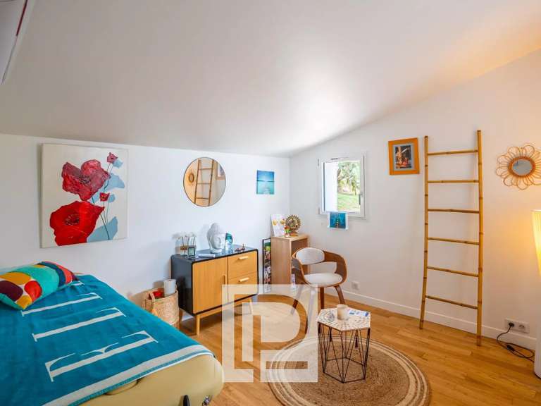 Villa Mougins - 4 bedrooms - 241m²