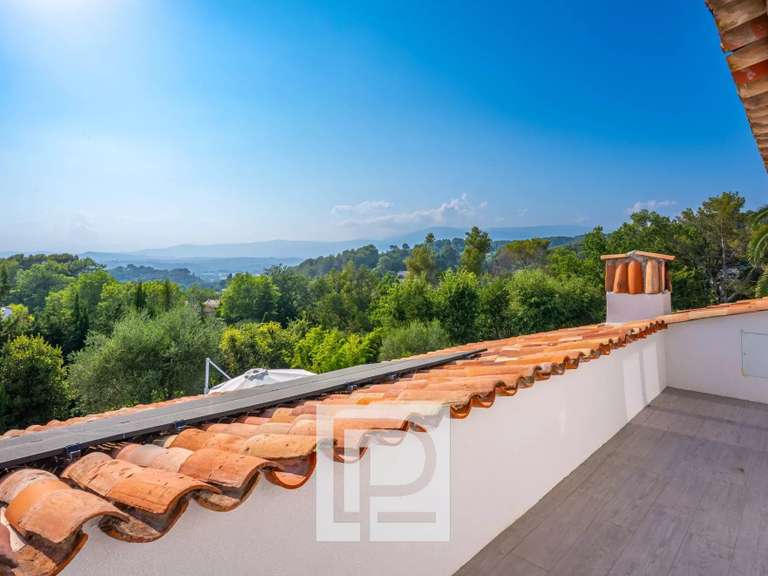 Villa Mougins - 4 bedrooms - 241m²