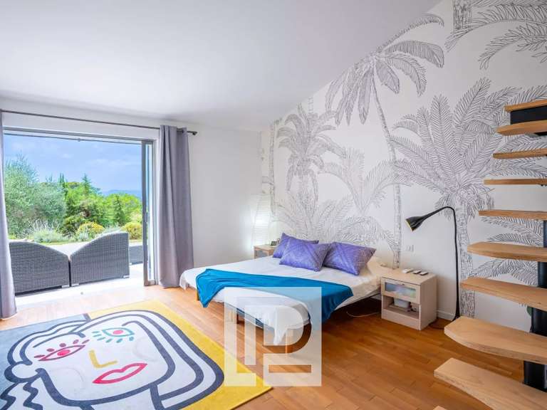 Villa Mougins - 4 bedrooms - 241m²