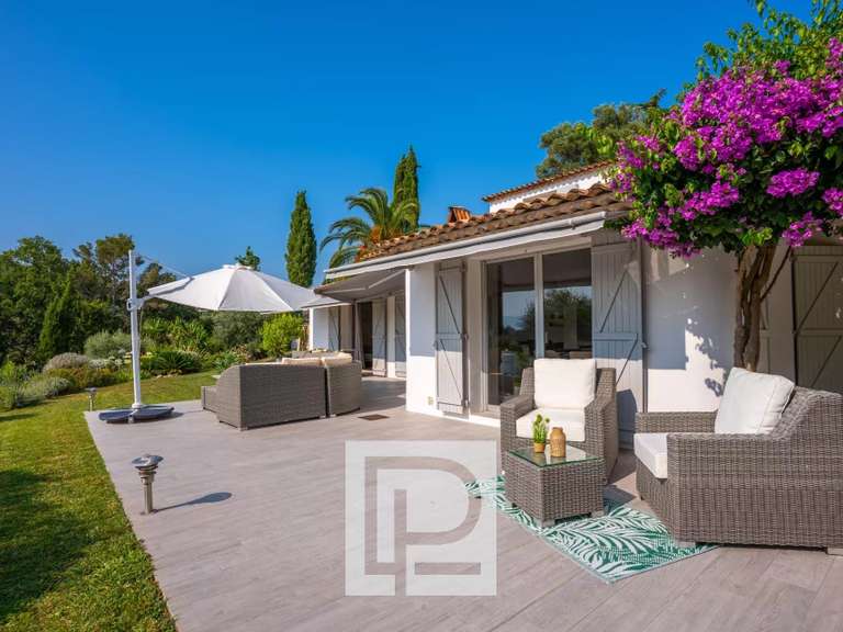 Villa Mougins - 4 bedrooms - 241m²