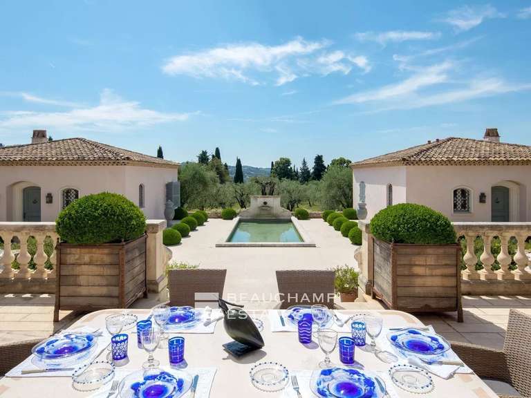 Villa Mougins - 10 chambres - 1135m²