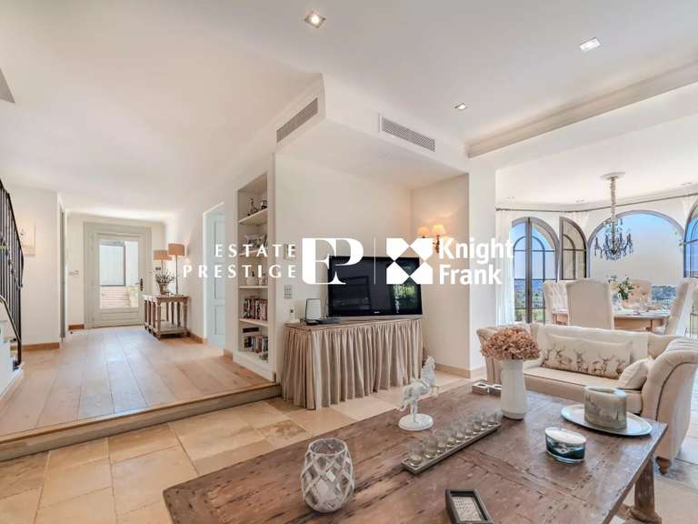 Villa Mougins - 5 bedrooms - 270m²