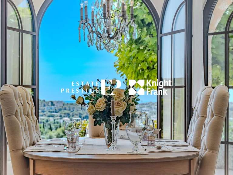 Villa Mougins - 5 bedrooms - 270m²