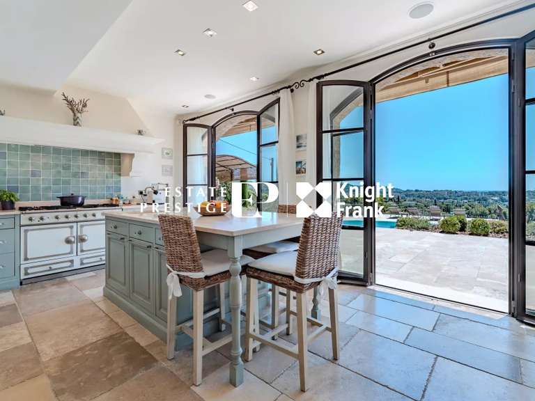 Villa Mougins - 5 bedrooms - 270m²
