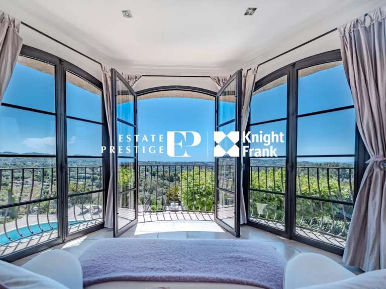 Villa Mougins - 5 bedrooms - 270m²