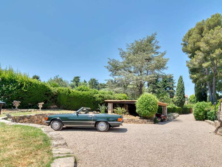 Villa Mougins - 4 bedrooms - 277m²