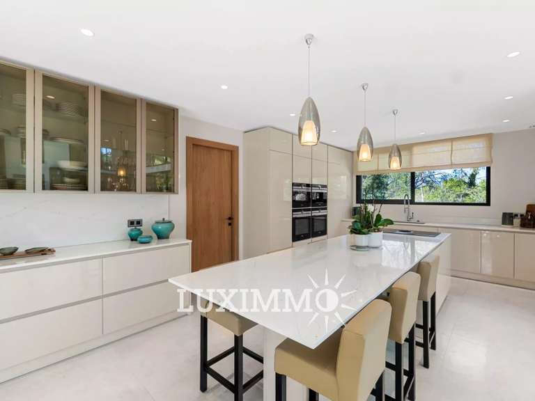 Villa Mougins - 5 bedrooms - 700m²