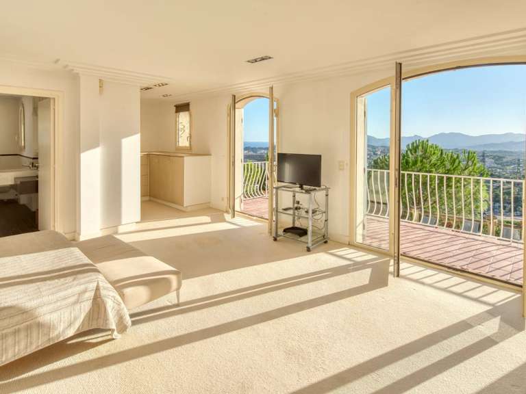 Villa with Sea view Mougins - 4 bedrooms - 313m²