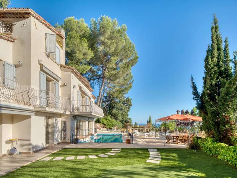 Villa with Sea view Mougins - 4 bedrooms - 313m²