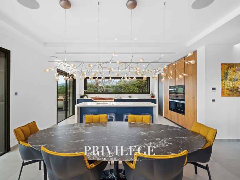 Villa Mougins - 6 bedrooms - 340m²