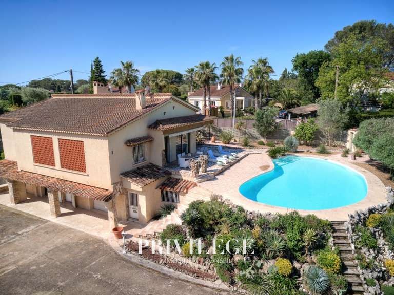 Villa Mougins - 6 bedrooms - 170m²