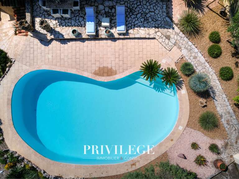 Villa Mougins - 6 bedrooms - 170m²