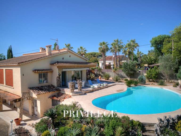Villa Mougins - 6 bedrooms - 170m²