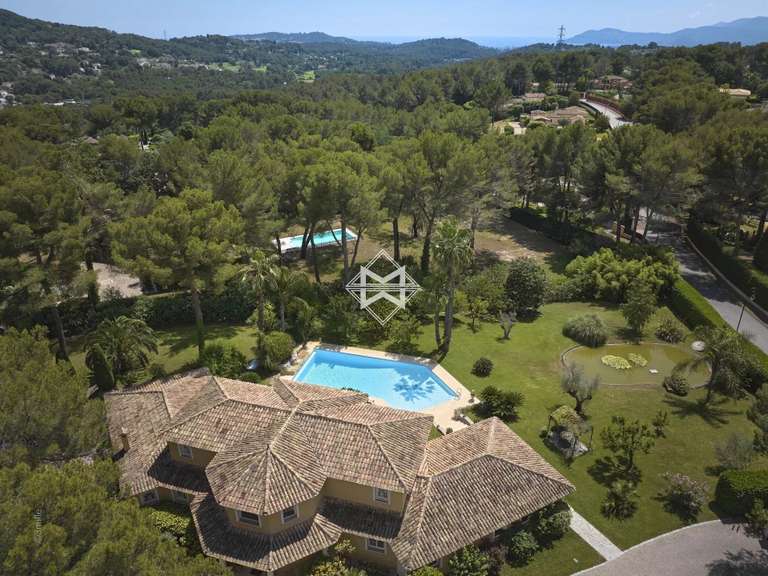 Villa Mougins - 4 bedrooms - 730m²