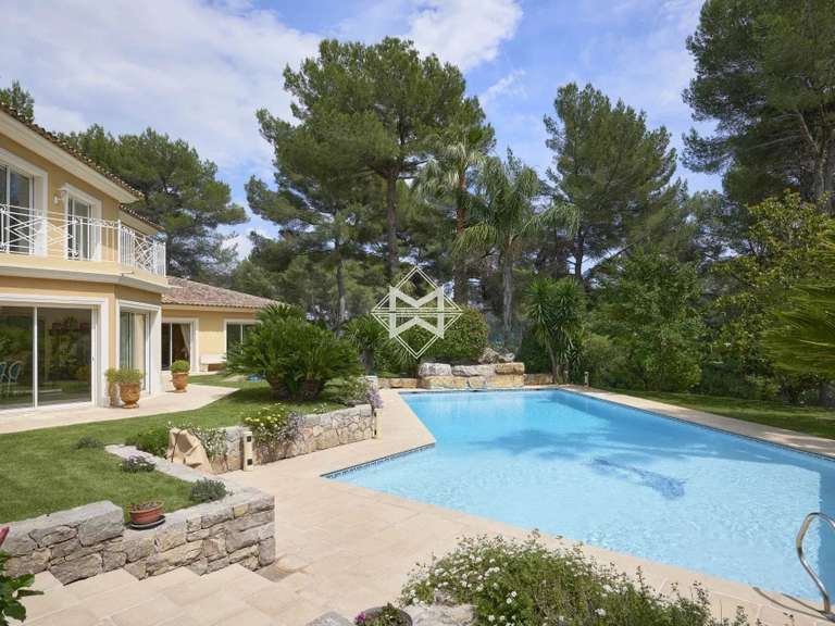 Villa Mougins - 4 bedrooms - 730m²