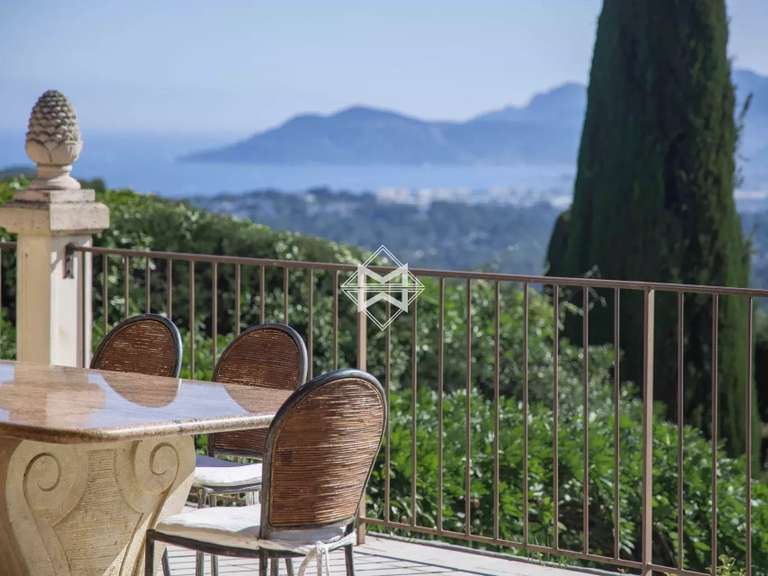 Villa Mougins - 7 chambres - 380m²