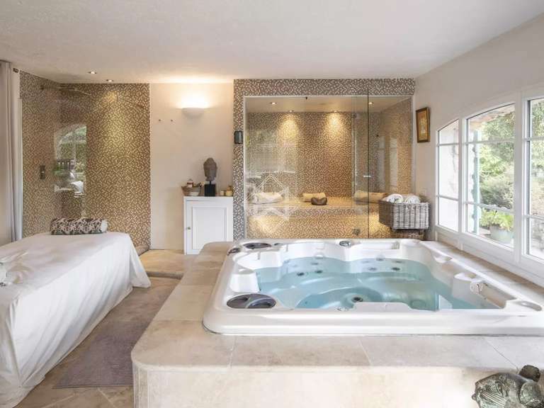 Villa Mougins - 6 bedrooms - 400m²