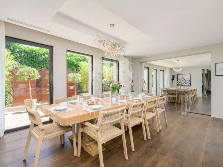 Villa Mougins - 4 bedrooms - 300m²