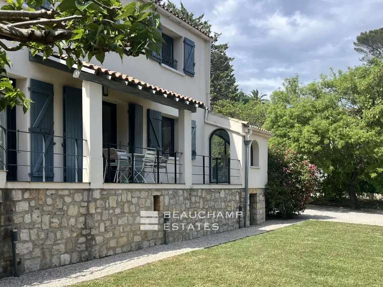 Villa Mougins - 6 bedrooms - 230m²
