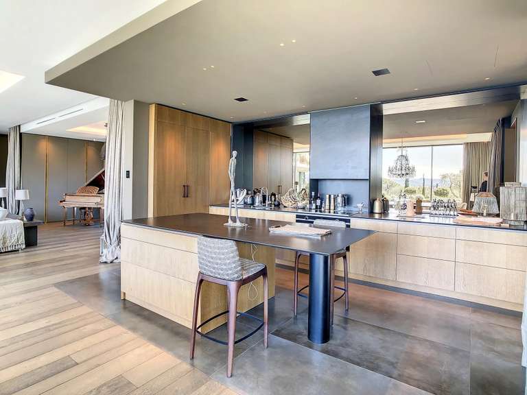 Villa Mougins - 5 bedrooms - 335m²