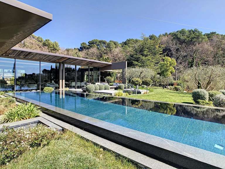 Villa Mougins - 5 bedrooms - 335m²