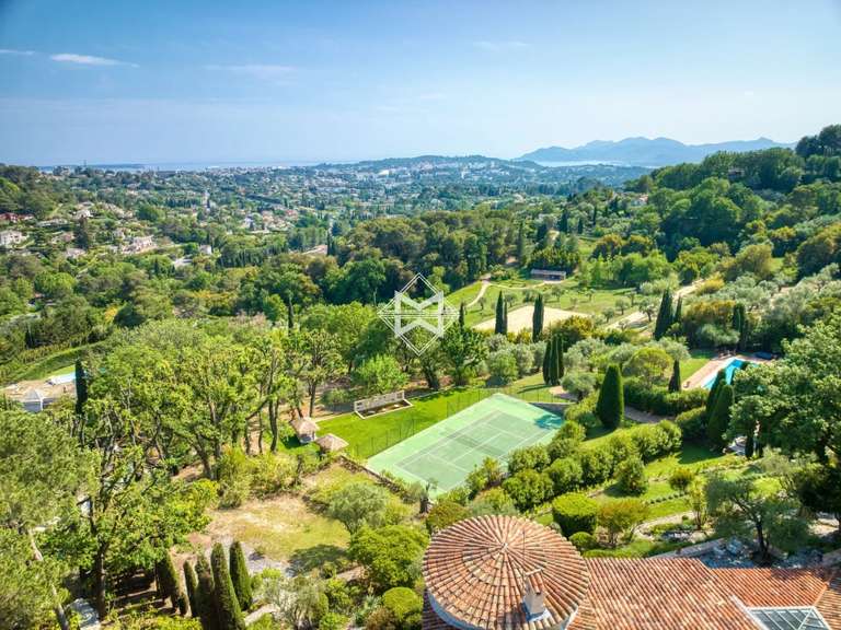 Villa Mougins - 10 bedrooms - 26000m²