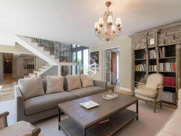 Villa Mougins - 5 bedrooms - 450m²