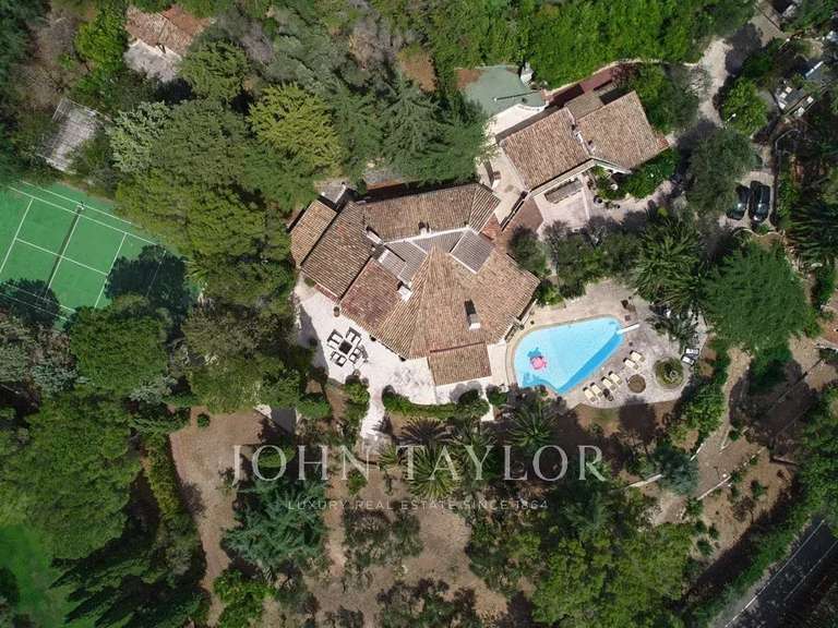 Villa Mougins - 10 chambres - 680m²