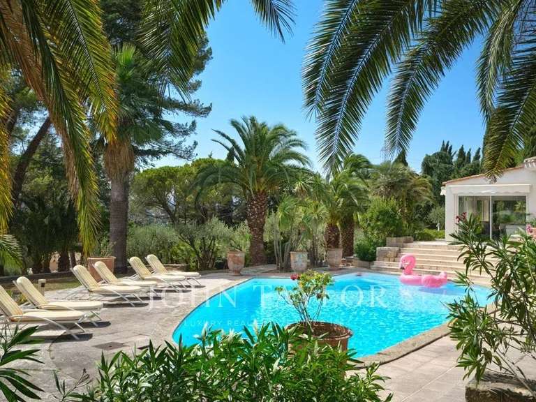 Villa Mougins - 10 chambres - 680m²