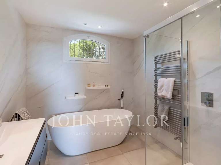 Villa avec Vue sur mer Mougins - 5 chambres - 258m²