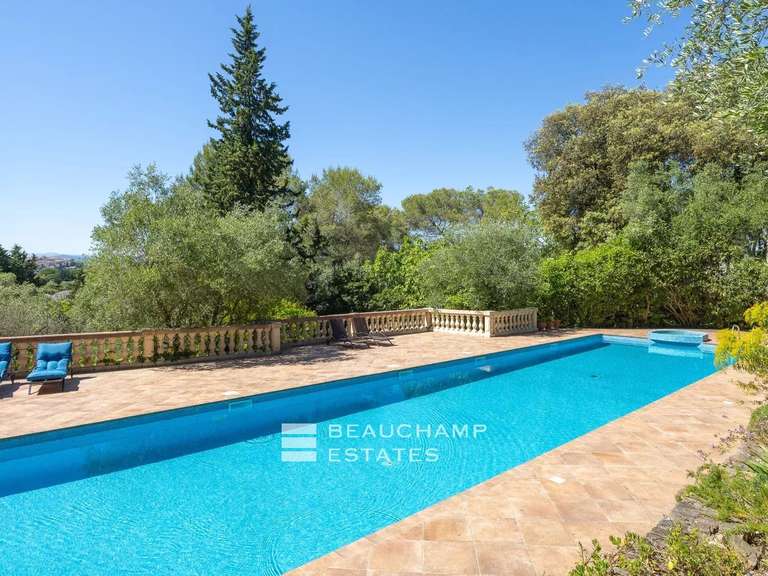 Villa Mougins - 8 chambres - 1201m²