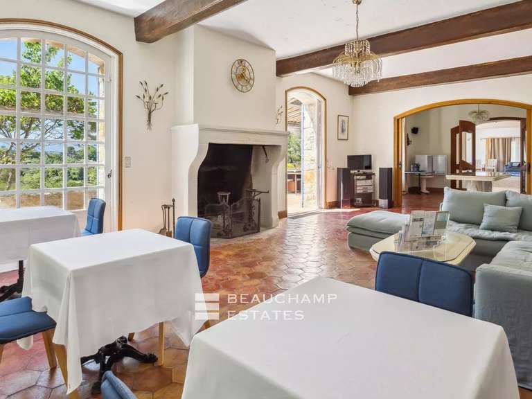 Villa Mougins - 8 chambres - 1201m²