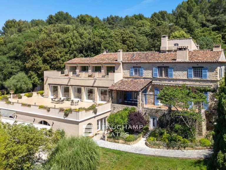 Villa Mougins - 8 chambres - 1201m²