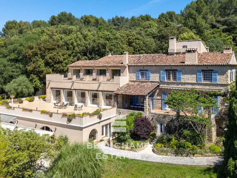 Villa Mougins - 8 chambres - 1201m²