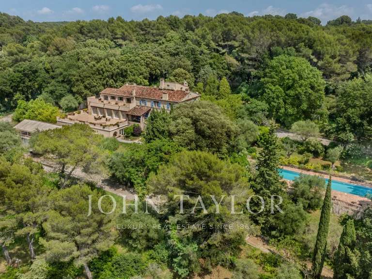 Villa Mougins - 8 chambres - 1200m²