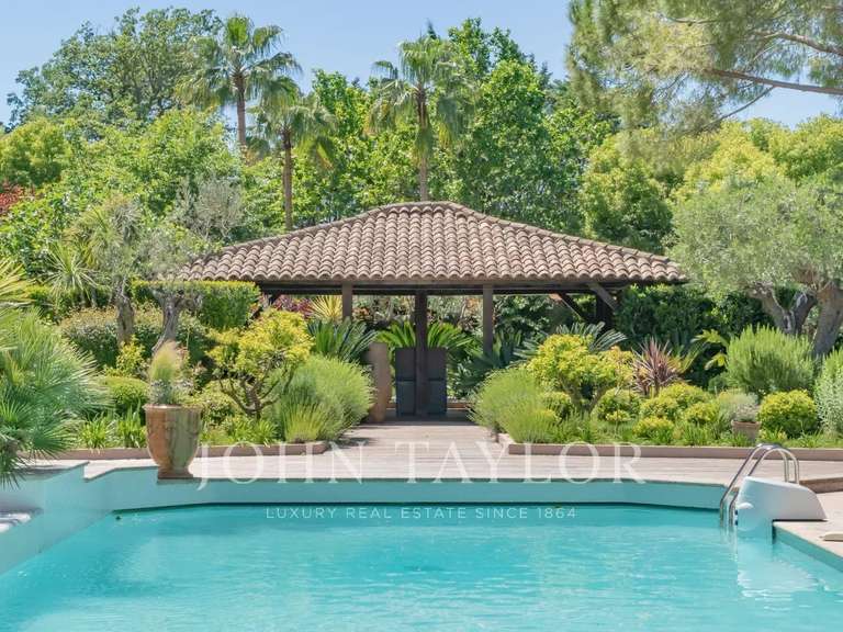 Villa Mougins - 8 chambres - 530m²