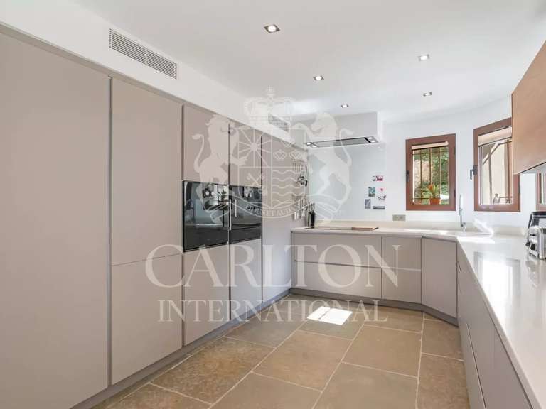 Villa Mougins - 5 bedrooms - 263m²