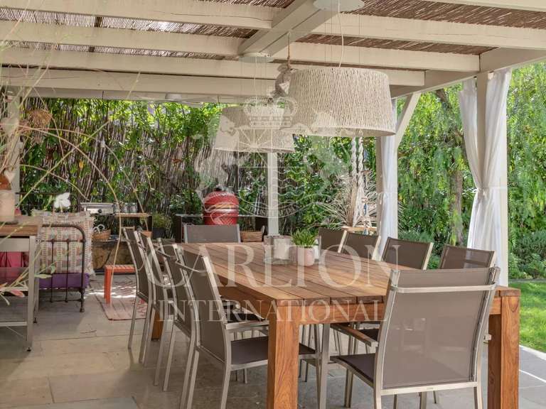 Villa Mougins - 5 bedrooms - 263m²