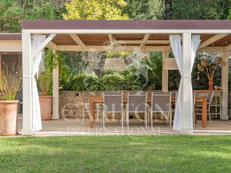 Villa Mougins - 5 bedrooms - 263m²
