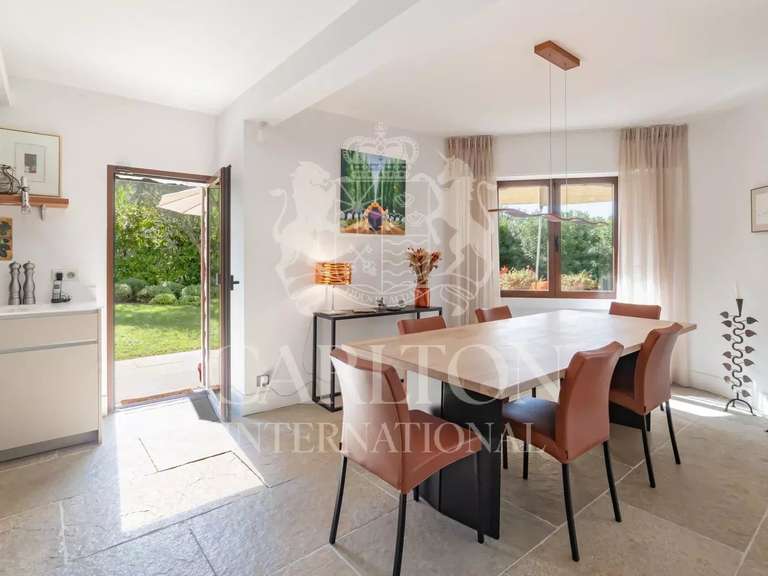 Villa Mougins - 5 bedrooms - 263m²