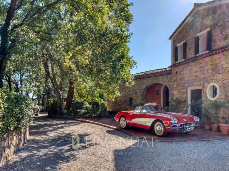 Villa Mougins - 6 bedrooms - 237m²