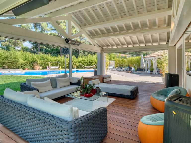 Villa Mougins - 6 bedrooms - 330m²