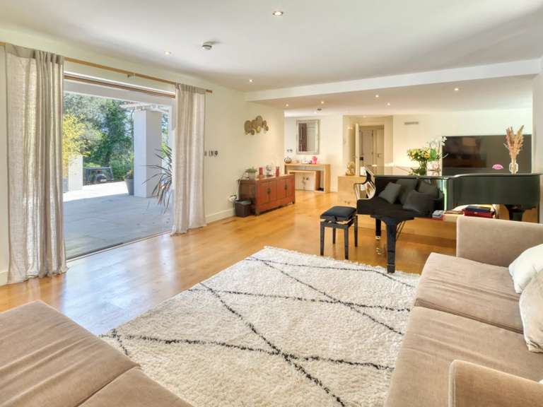 Villa Mougins - 6 bedrooms - 330m²