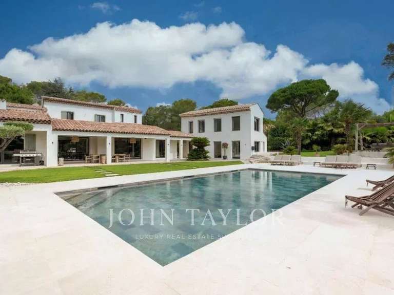 Villa Mougins - 7 bedrooms - 370m²