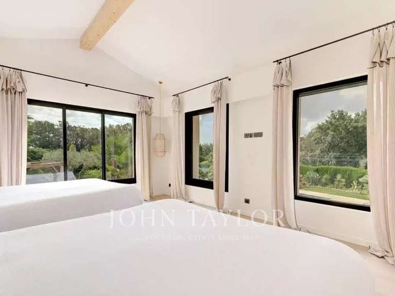 Villa Mougins - 7 bedrooms - 370m²