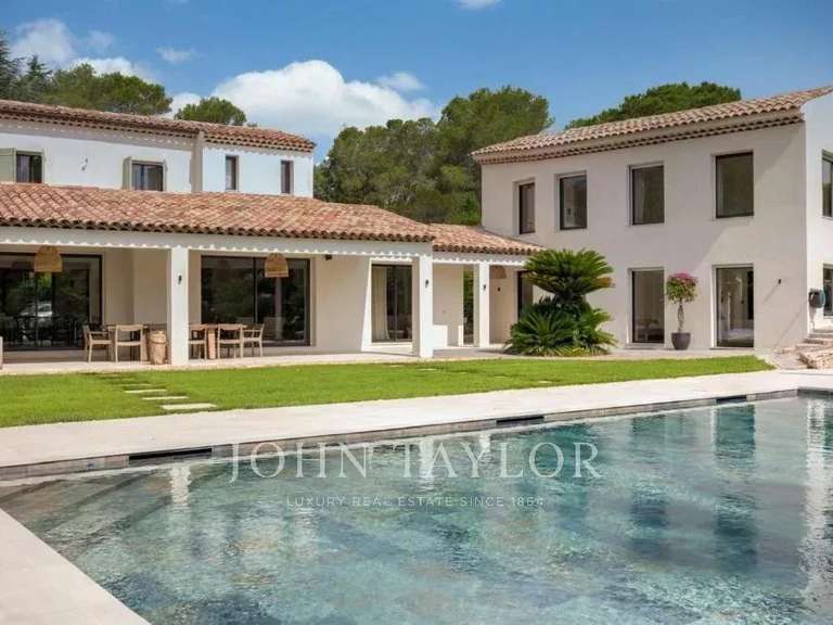 Villa Mougins - 7 bedrooms - 370m²