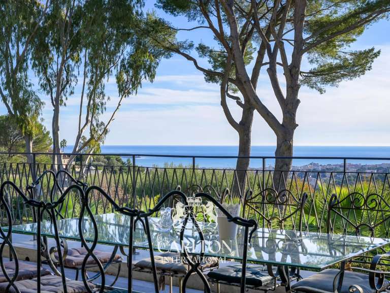 Villa with Sea view Mougins - 6 bedrooms - 370m²