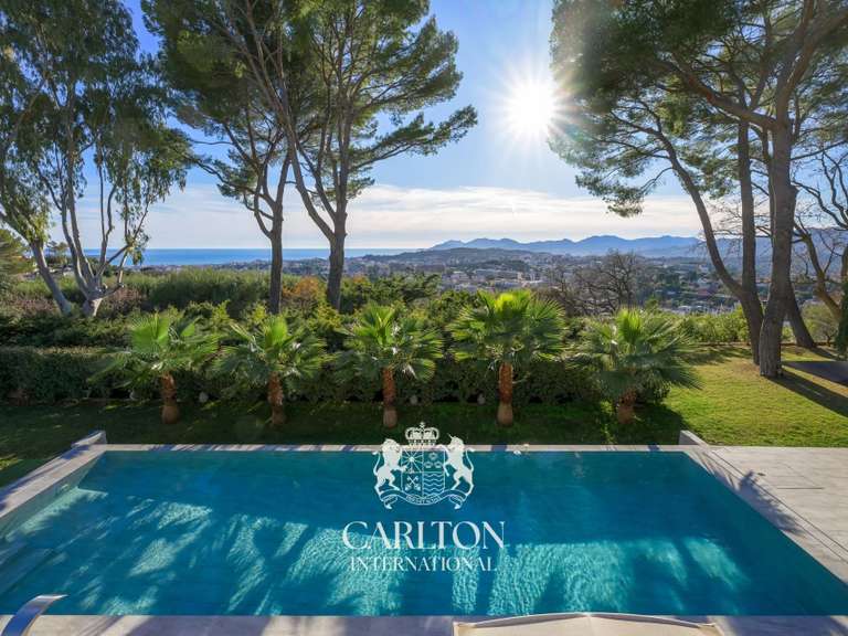 Villa with Sea view Mougins - 6 bedrooms - 370m²